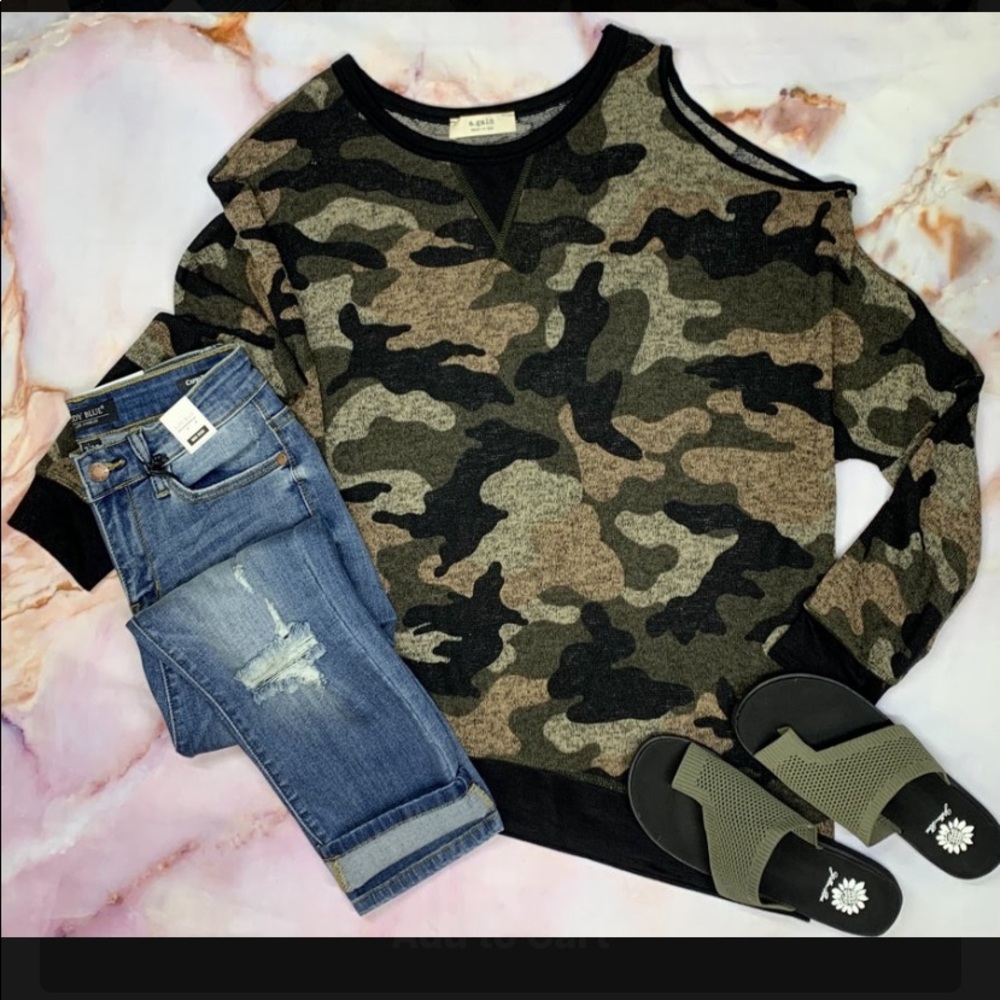 Camo one cold shoulder sweater 2x